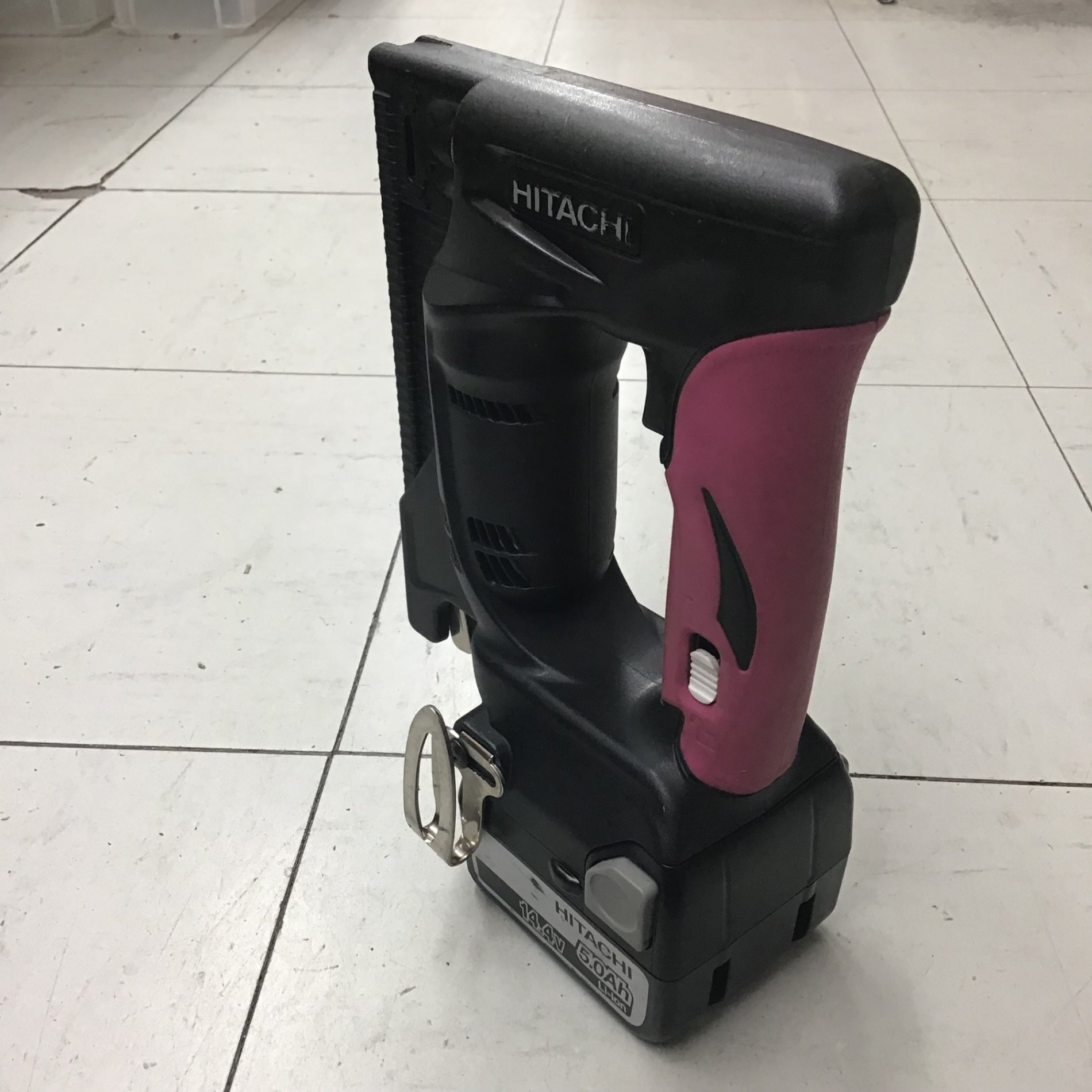 中古品】 日立工機/HiKOKI コードレスタッカ N14DSL(NN) 【鴻巣店