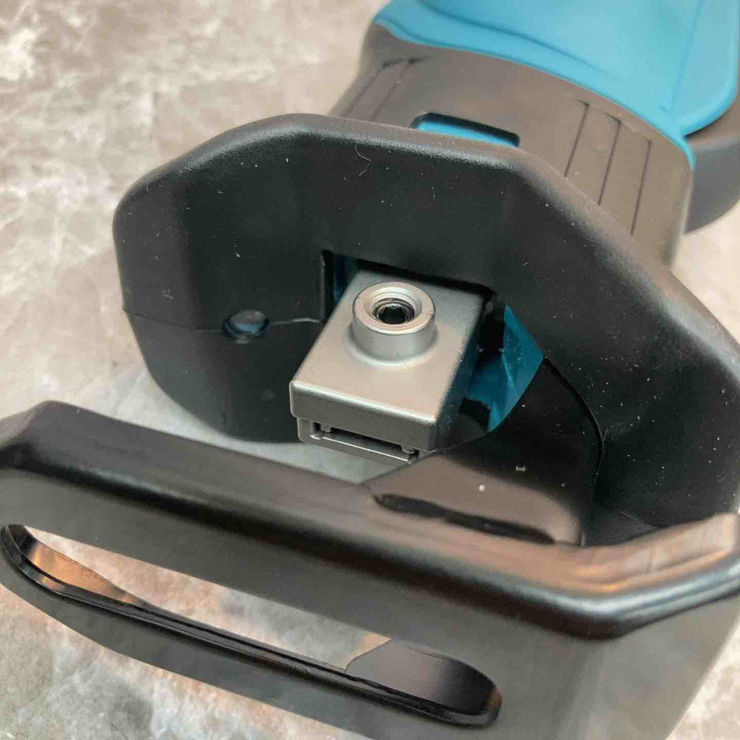★マキタ(makita) コードレスレシプロソー JR144DRF【八潮店】