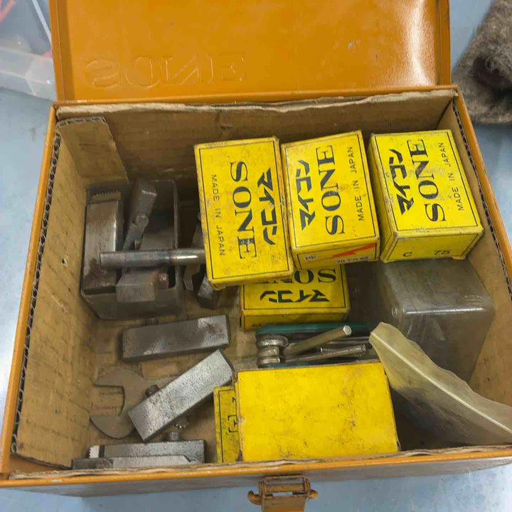 【店頭受取り限定】SONE ねじ切り機 マイコン82【藤沢店】
