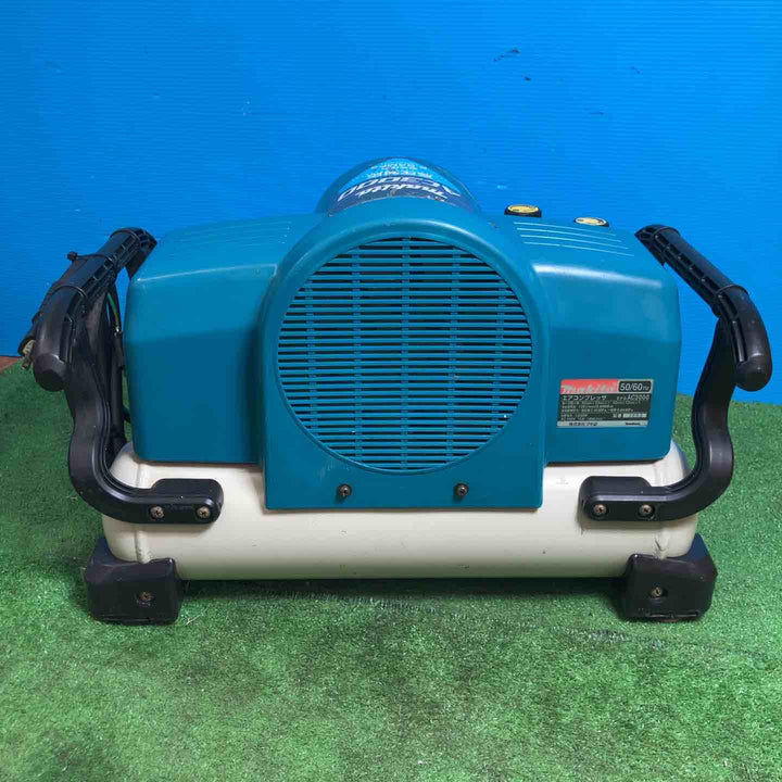 ◇マキタ(makita) エアコンプレッサー AC3000 充填約3分【岩槻店】