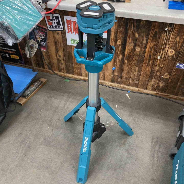 ★マキタ(makita) コードレスタワーライト ML814【川崎店】