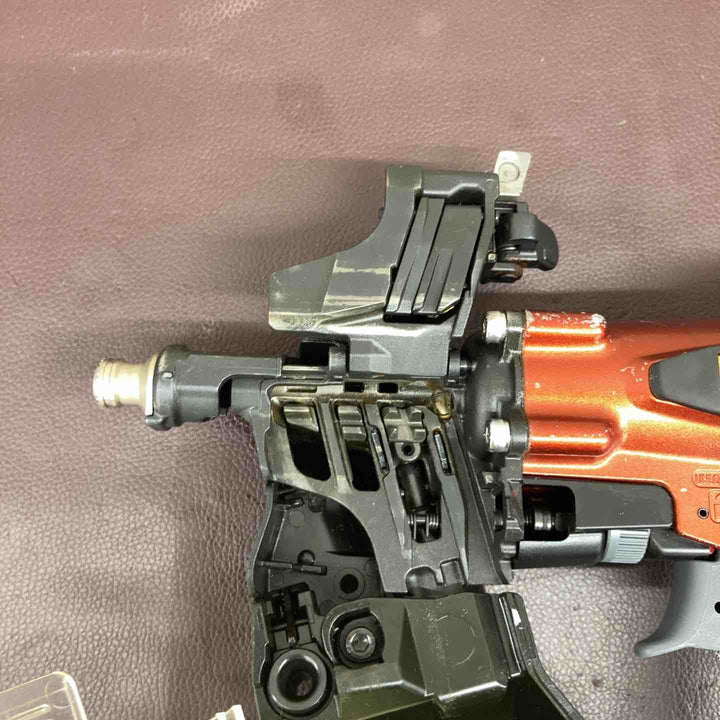 【中古品】 マックス(MAX) 50mm 高圧エア釘打ち機 HN-50N4(D)-R 【東大和店】
