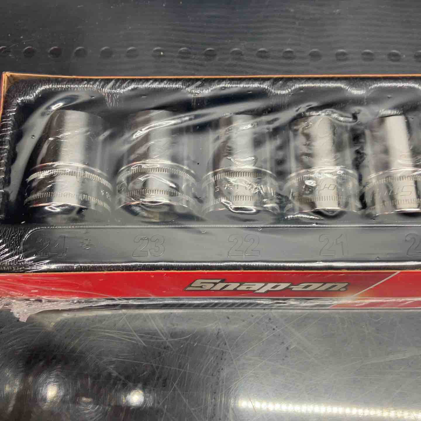 スナップオン(Snap-on) 1/2シャローソケットセット313TWMYA 【川越店】 △スナップオン(Snap-on) 1/2シャローソケットセット 313TWMYA【川越店