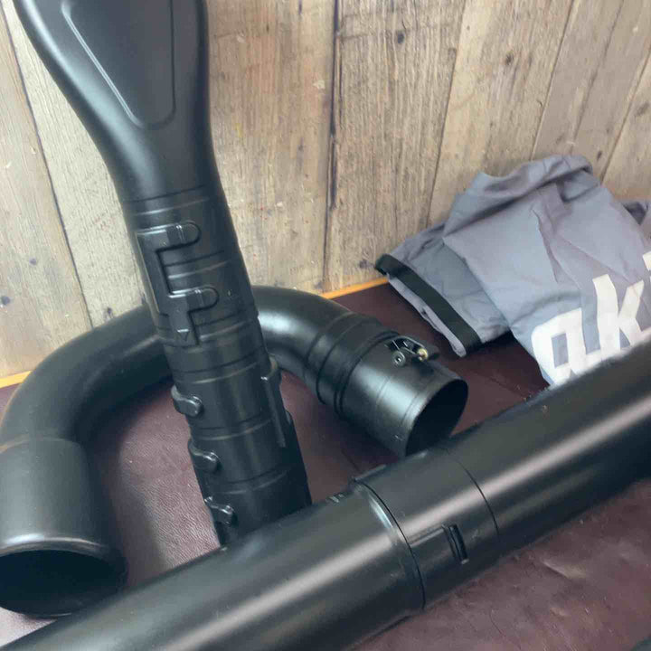 【中古品】 マキタ(Makita) 充電式ブロワ MUB363DZ MUB363DZV バキュームキット付 【東大和店】