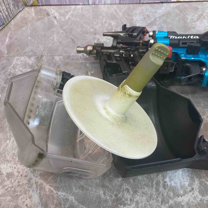 【中古品】★マキタ makita 50mm 高圧エア釘打ち機 AN514HM 本体のみ ケースなし【八潮店】