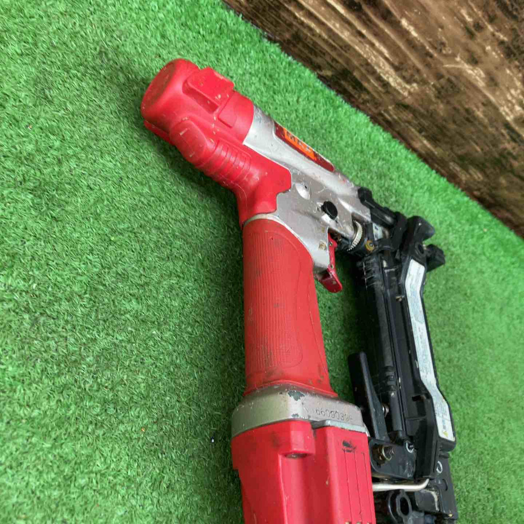 マックス(MAX) 高圧フロアタッカ HA-38F2(D)/4MA ステープル足長さ:19・22・25・28・32・38(mm)【川越店】