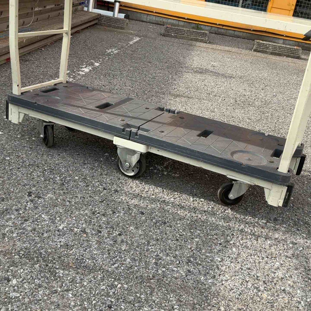 【店頭受取り限定】KAWAJUN　6輪台車　棚板2枚付き【草加店】