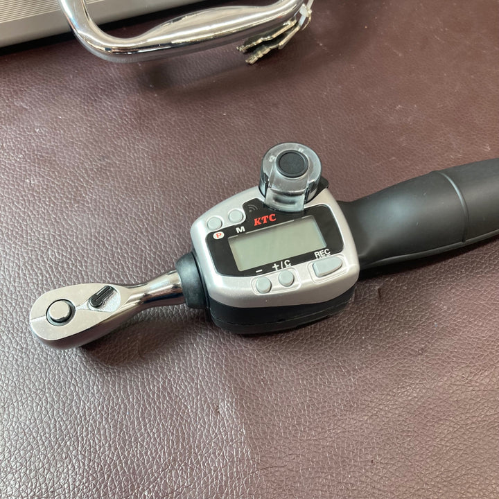 【中古品】KTC デジタルトルクレンチ GED030-C3A-Z【東大和店】