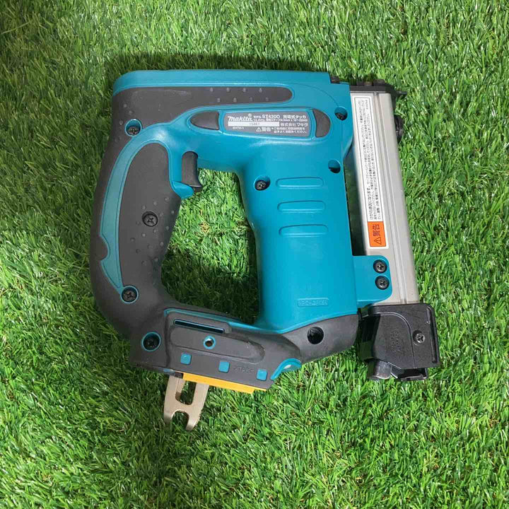 ◇マキタ(makita)14.4Vコードレスタッカー ST420DZ 本体のみ【戸田店】