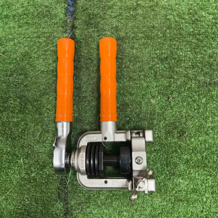 ◇因幡電工(INABA) ロングフレキつば出し機 TM-135【草加店】