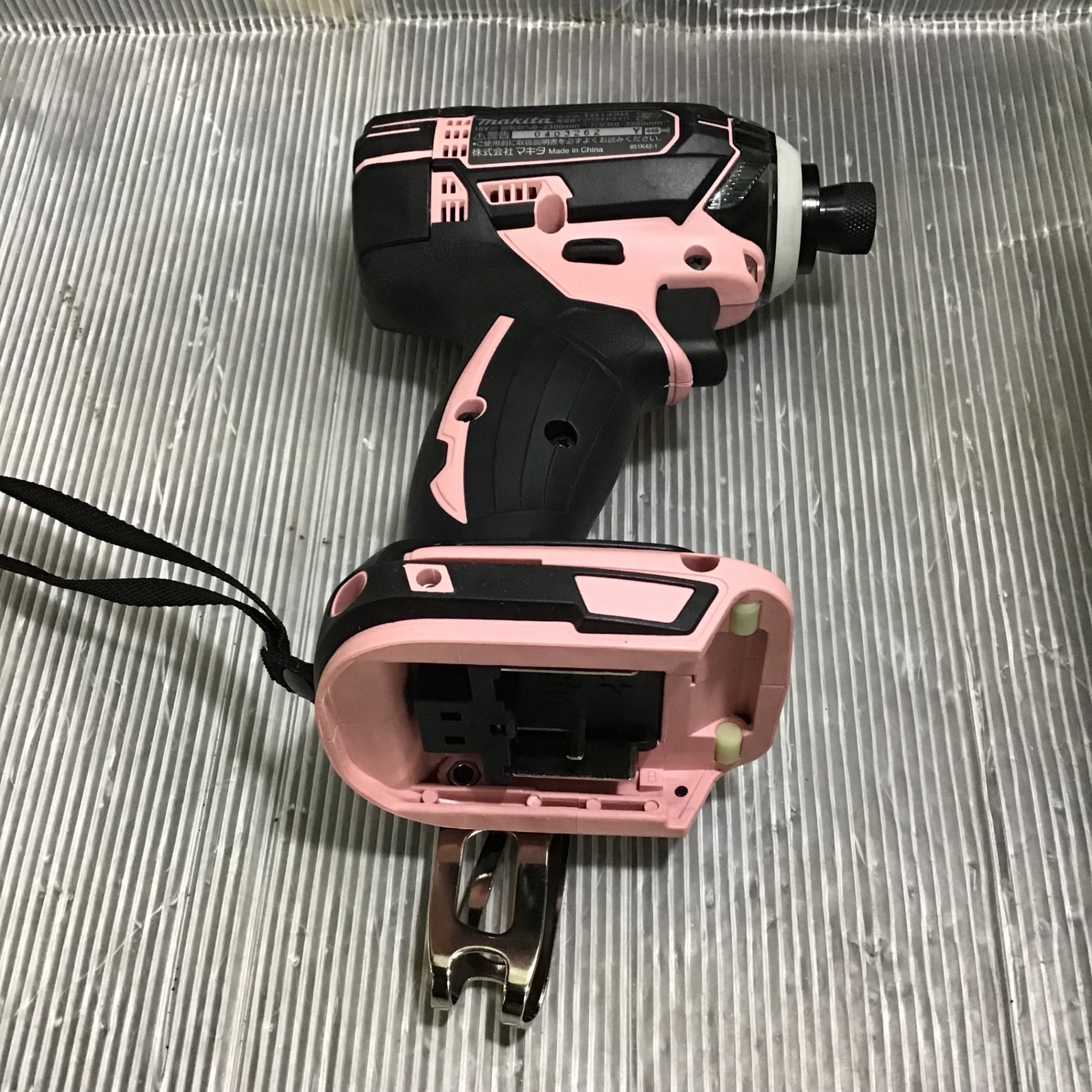 未使用】マキタ(makita) コードレスインパクトドライバー 未使用】マキタ(makita) コードレスインパクトドライバー