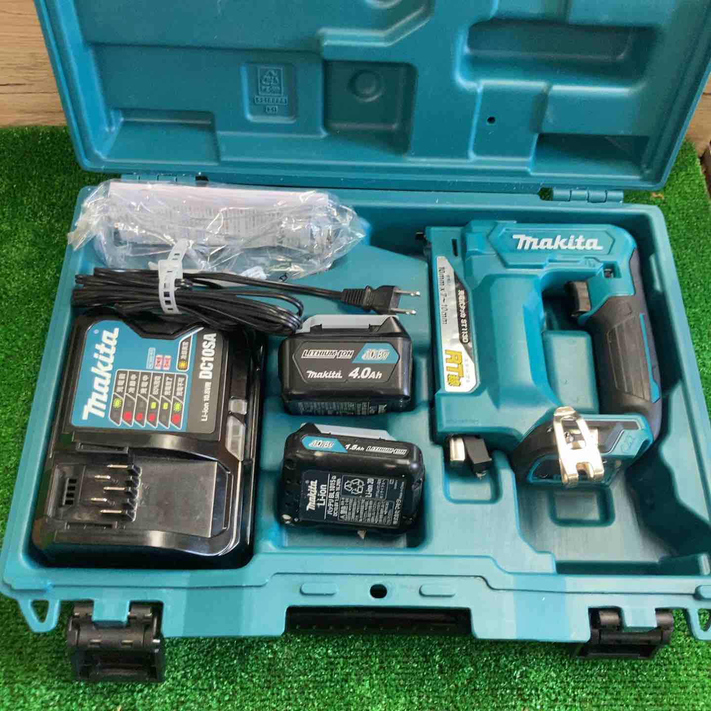 ◇マキタ(makita) RT線専用コードレスタッカ ST113DSH【町田店】 ◇マキタ(makita) RT線専用コードレスタッカ ST113DSH【町田店