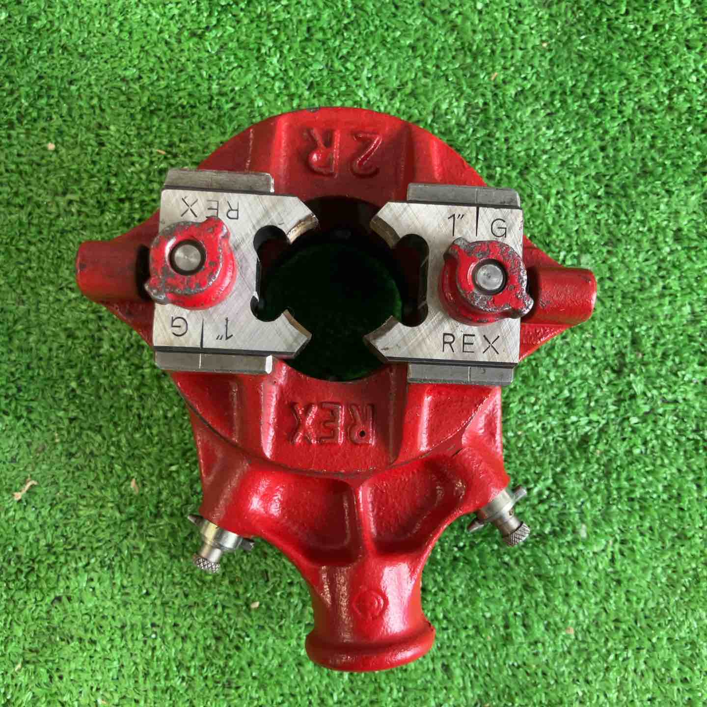 ◇レッキス(REX)  手動ねじ切り器 2R【草加店】 ◇レッキス(REX) 手動ねじ切り器 2R【草加店】 – アクトツール