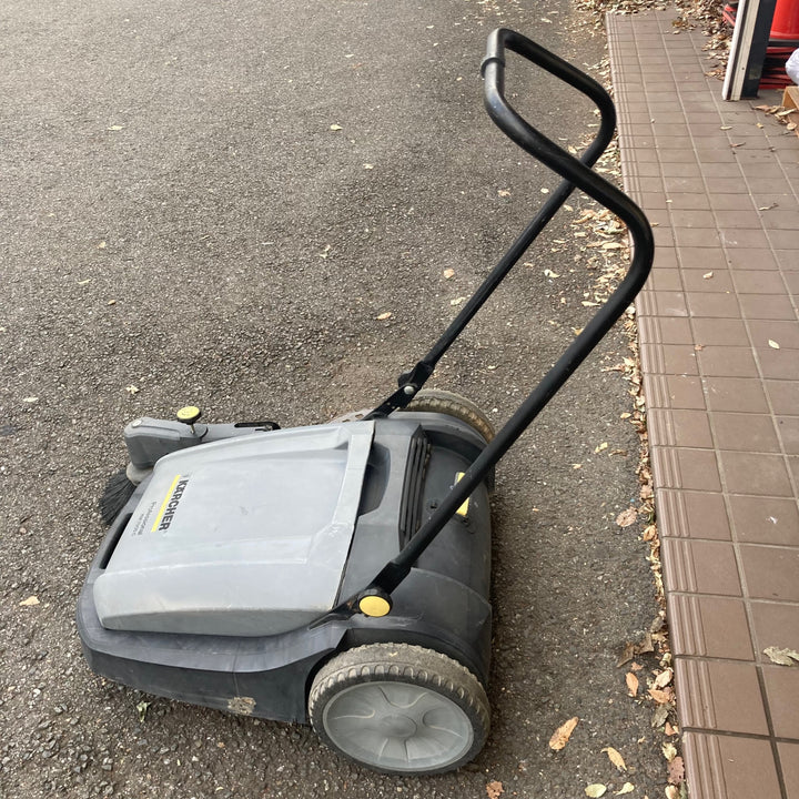 【店頭受取り限定】○ケルヒャー(Karcher) 手押しスイーパー KM 70/20C【所沢店】