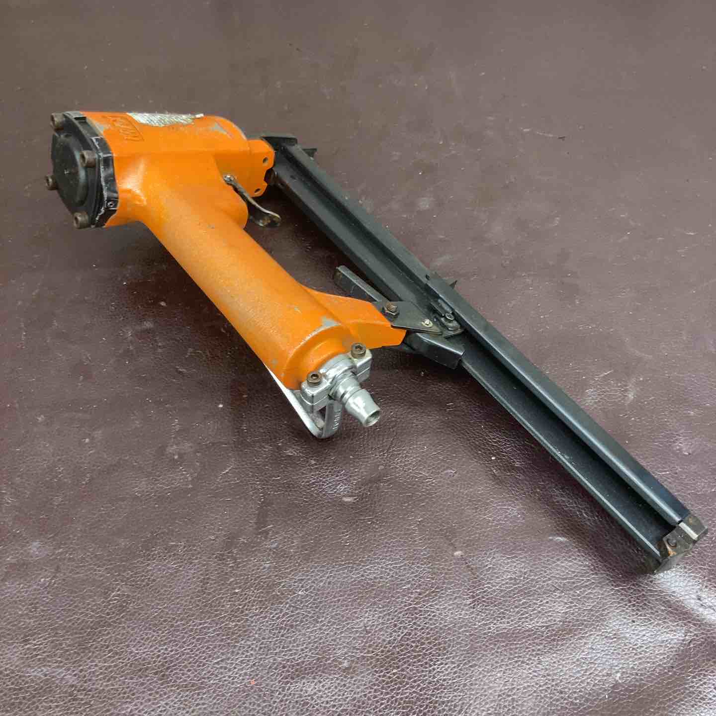 中古品】 マックス(MAX) 常圧エアタッカ TA-20A/422Jキュウオン 【東大