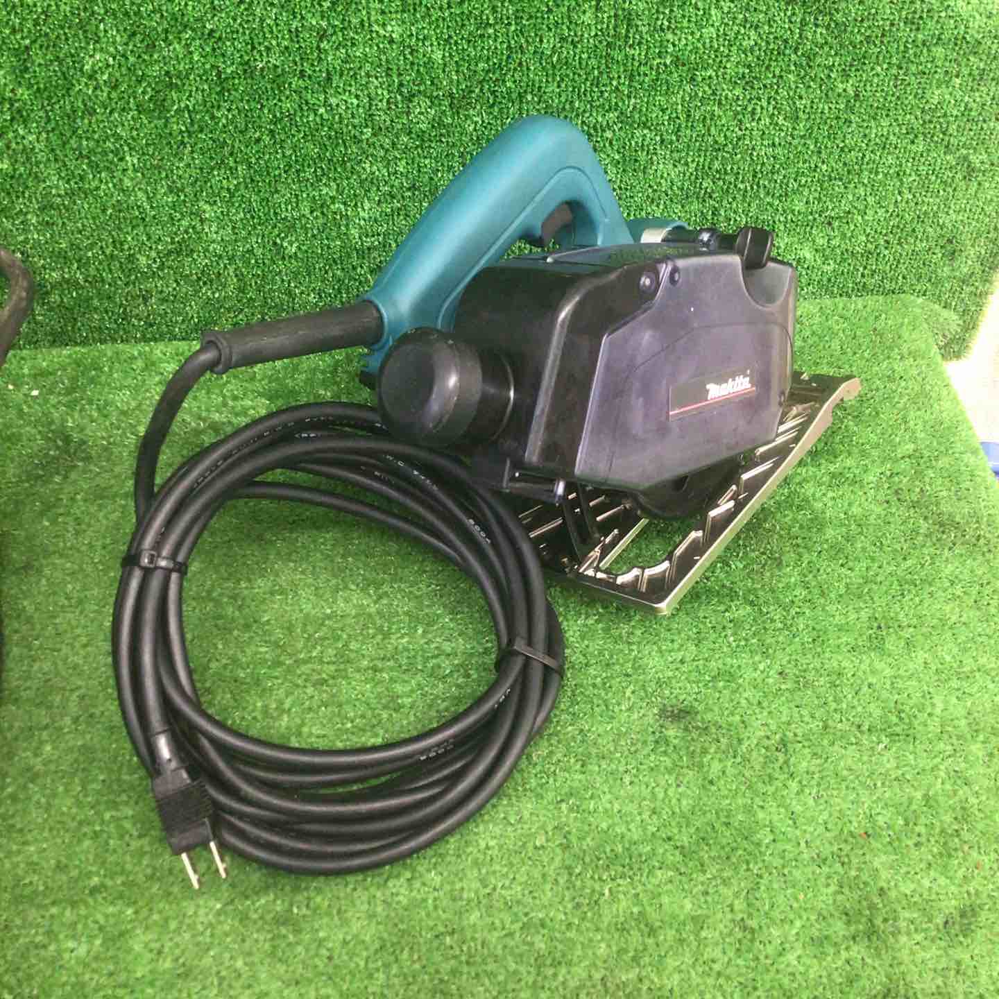 makita 乾式専用 集じん機 484 100V 100mm 防じん 丸ノコ 5044KB 100V セット販売 電動工具 DIY 札幌市 厚別区 楽天市場】マキタ 防じん丸のこ 100vの通販