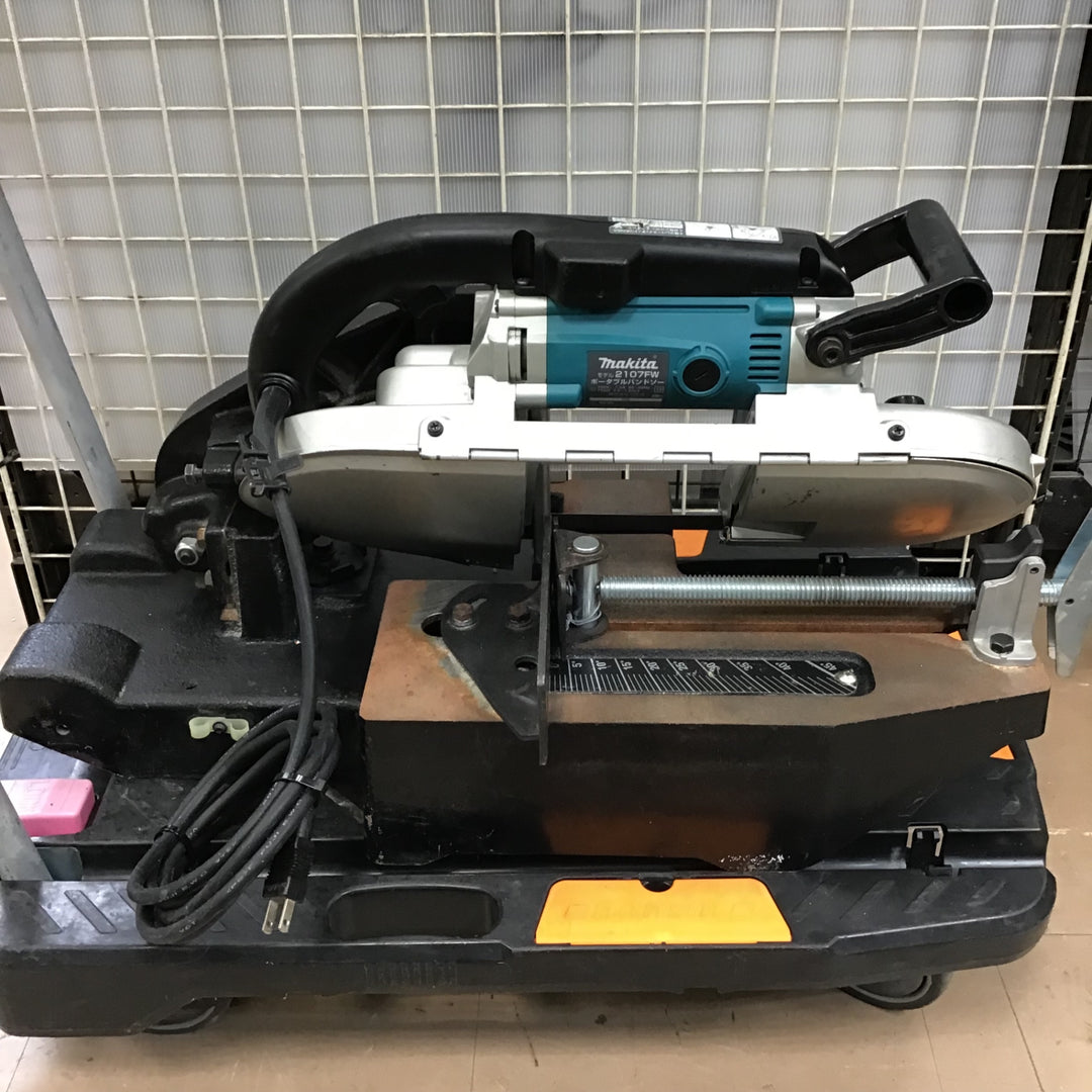 【店頭受取り限定】★マキタ(makita) ポータブルバンドソー 2107FW【草加店】