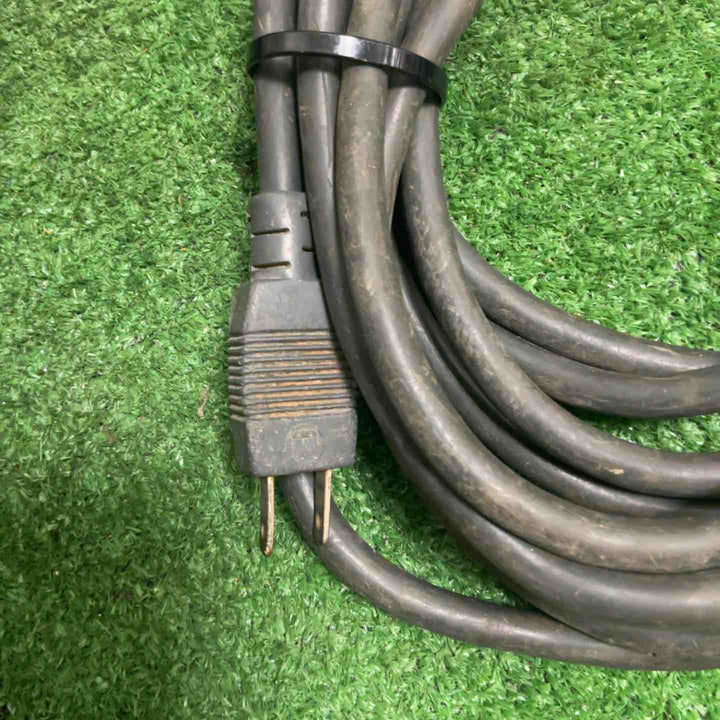 ★マキタ(makita) 電動ハンマ HM0810【草加店】