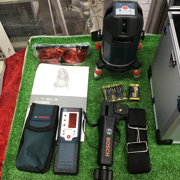 【未使用】ボッシュ(BOSCH)  電子整準方式・ レーザー墨出し器 GLL5-40ELR【草加店】