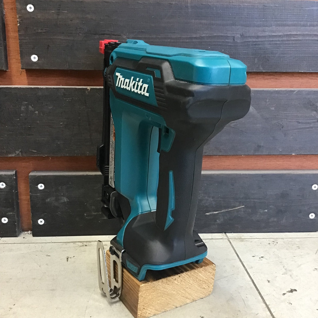 【中古品】 マキタ/makita コードレスタッカー ST421DZ 【鴻巣店】