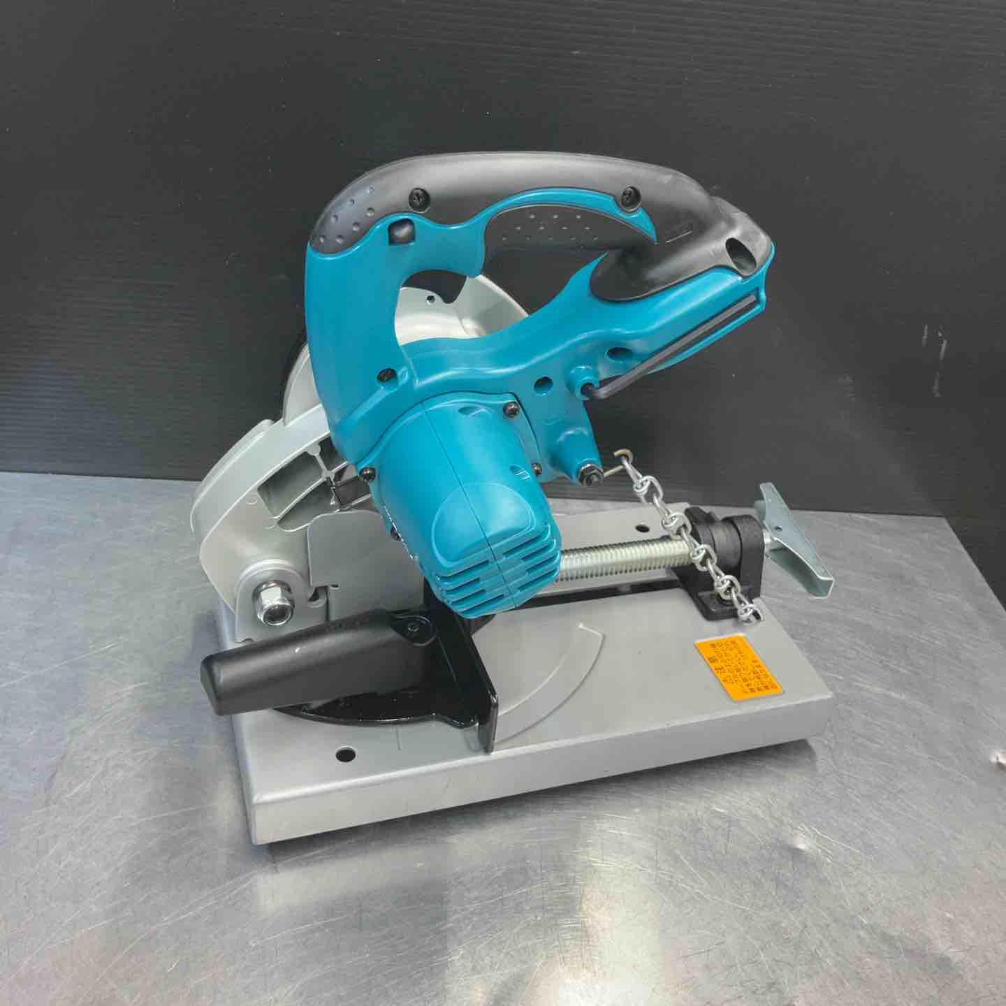 中古品】 マキタ(makita) 14.4V 125mmコードレスチップソー切断機 中古品】 マキタ(makita) 14.4V 125mmコードレスチップソー切断機
