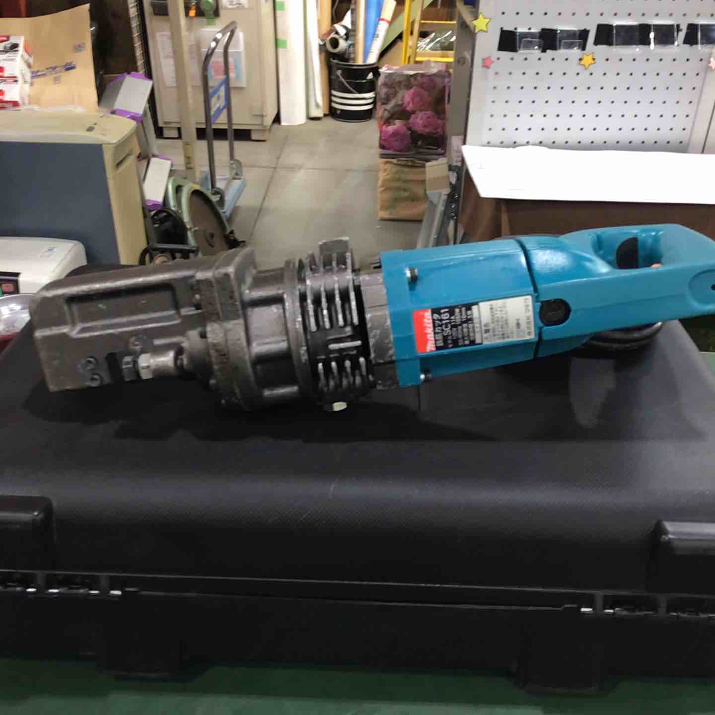 MAKITA マキタ 16mm　鉄筋カッター　コード式　100V SC161 楽天市場】マキタ 鉄筋カッタ 切断能力φ3〜16 SC161 【切断能力φ3