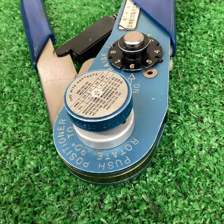 圧着ペンチ 米軍規格8インデント圧着 20-32 AWG コネクタピン対応 M22520/2-01 AFM8【越谷店】
