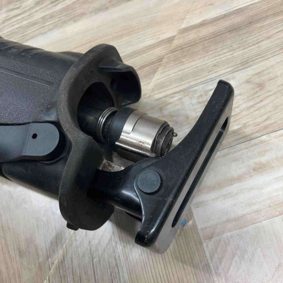 ★マキタ(makita) コードレスレシプロソー JR187DZ【八潮店】