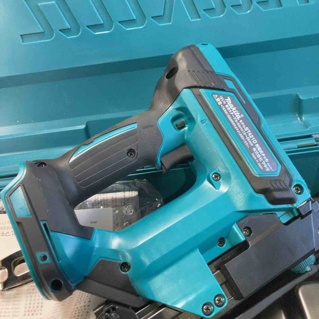 ★マキタ(makita) コードレスタッカー ST421DZK【町田店】