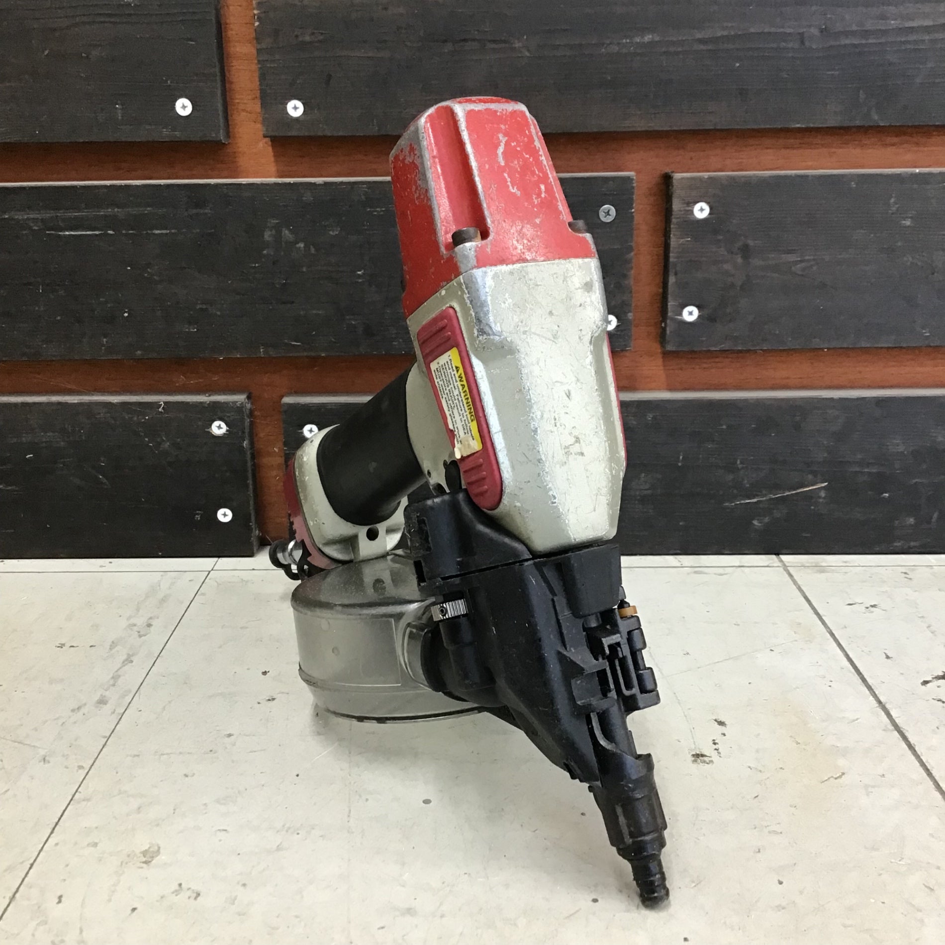 中古品】マックス/MAX 常圧エア釘打ち機 CN-238 【鴻巣店】 – アクト