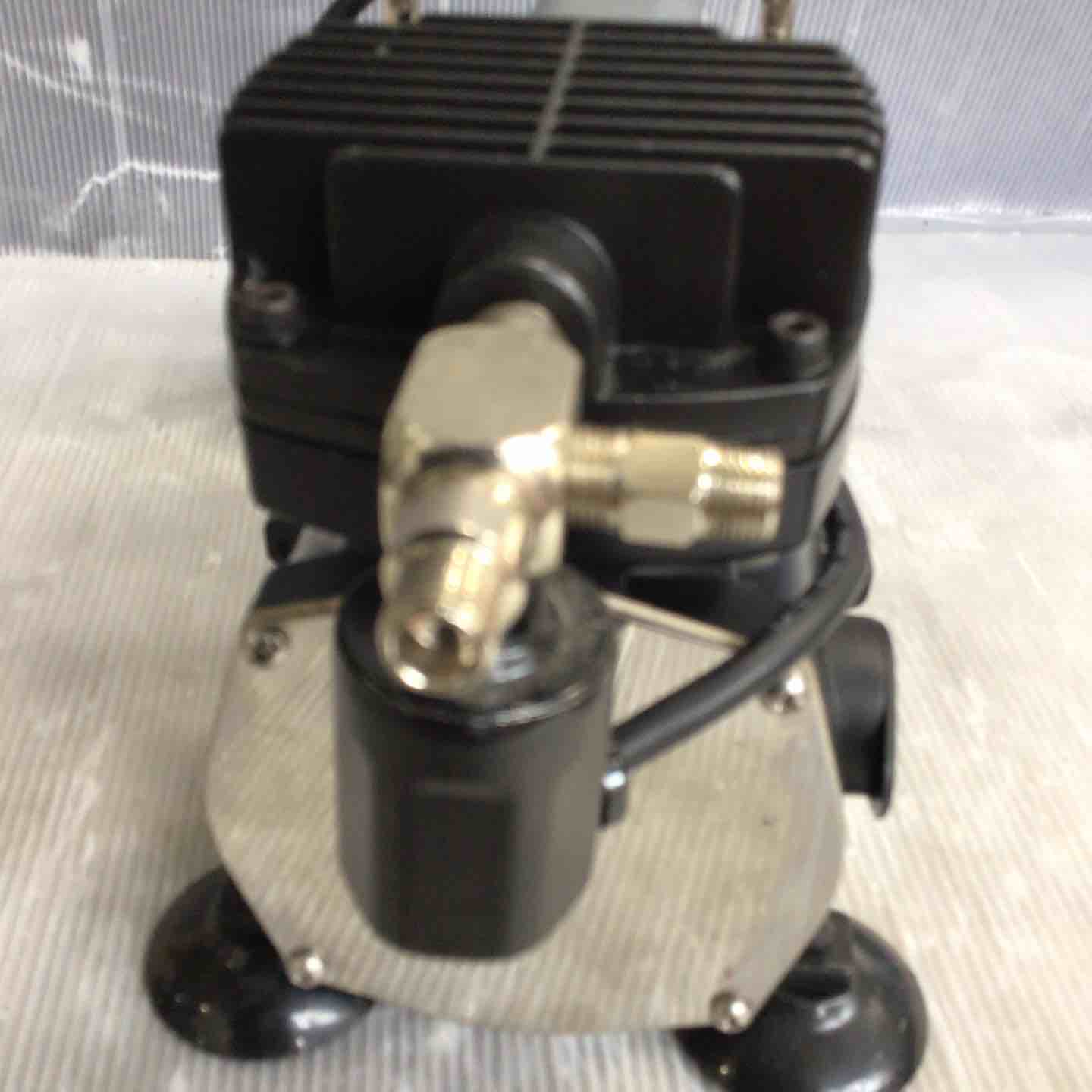 アネスト岩田 エアーブラシ用コンプレッサー IS-850【草加店