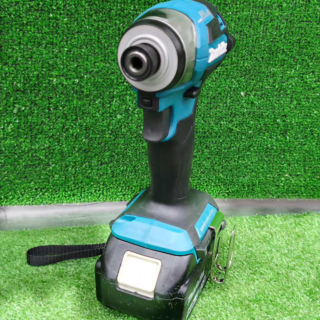 【未使用本体+中古18V 6.0Ahバッテリ(BL1860B)】マキタ(makita) コードレスインパクトドライバー TD173DZ【桶川店】
