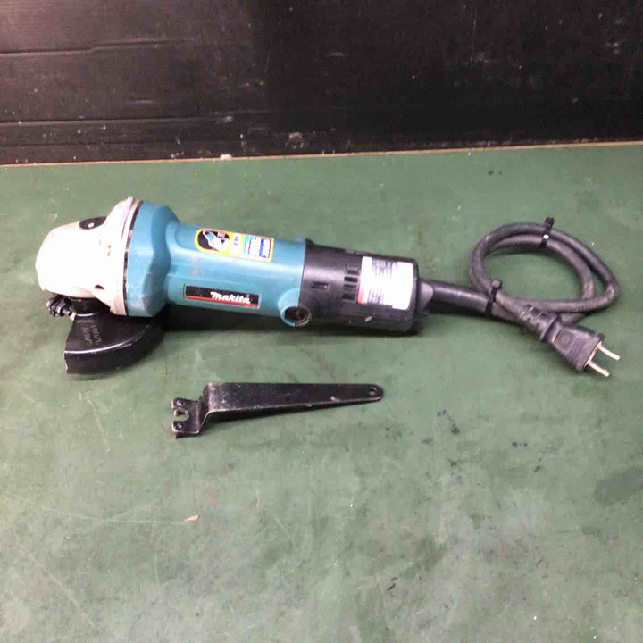 ☆マキタ(makita) 100mmディスクグラインダ 9533B ※カバー新品【戸田店】