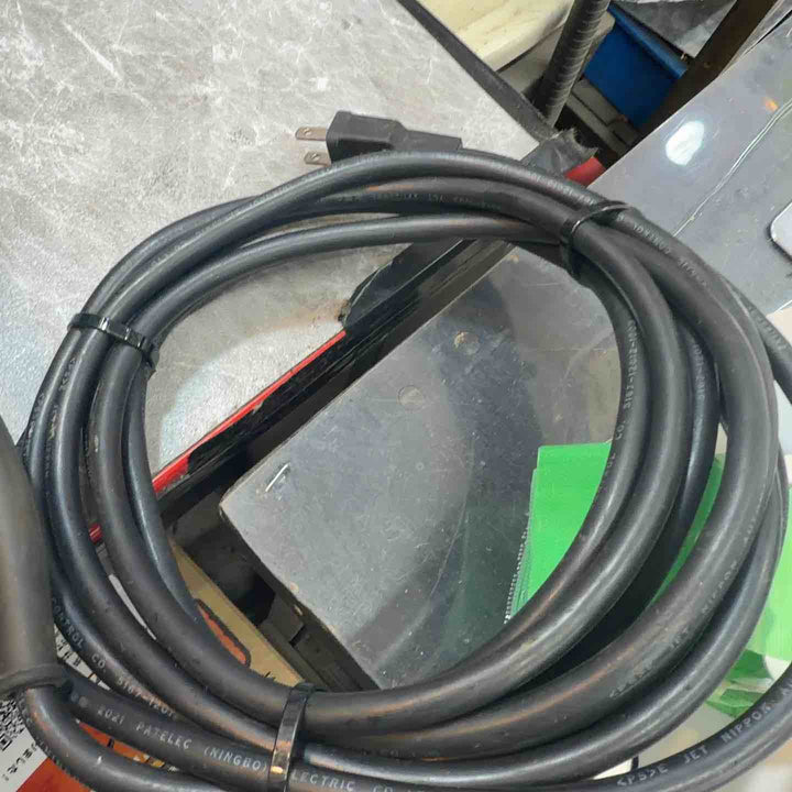 ★マキタ(makita) 電動ハンマ HM0871C【八潮店】