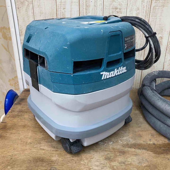 ★マキタ(makita) 集じん機 乾式 VC0830 落とせない汚れあり【柏店】