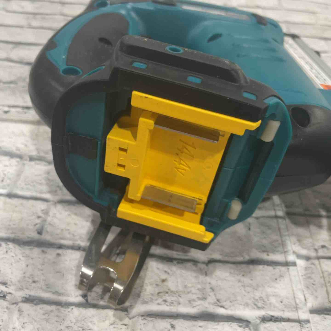 ☆マキタ(makita) コードレスタッカ ST420DZK【川口店】