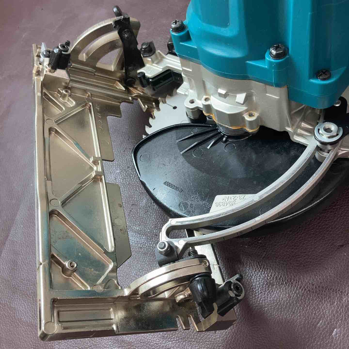 【中古品】マキタ(makita) コードレス丸のこ HS631DZ 18V マルノコ【東大和店】