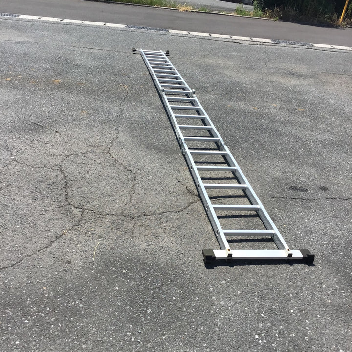 【現状品 / 店頭受取り限定】 6m折り畳み式ハシゴ メーカー/型式不明 【鴻巣店】