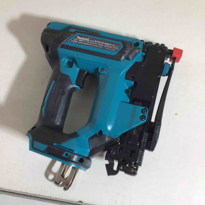 ★マキタ(makita) コードレスタッカー ST421DZK【戸田店】
