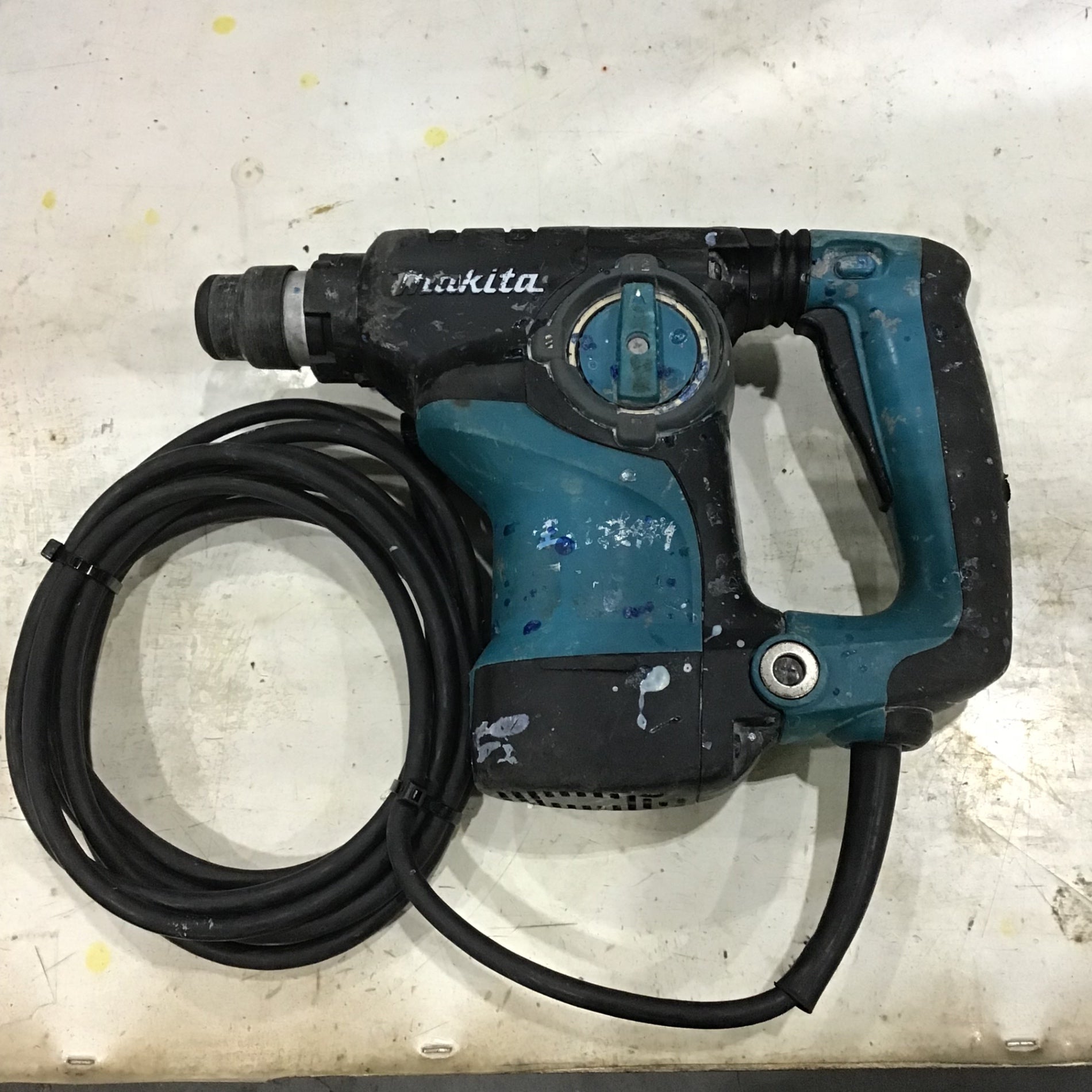 ☆マキタ(makita) ハンマドリル HR2811F【川口店】 – アクトツールオンラインショップ