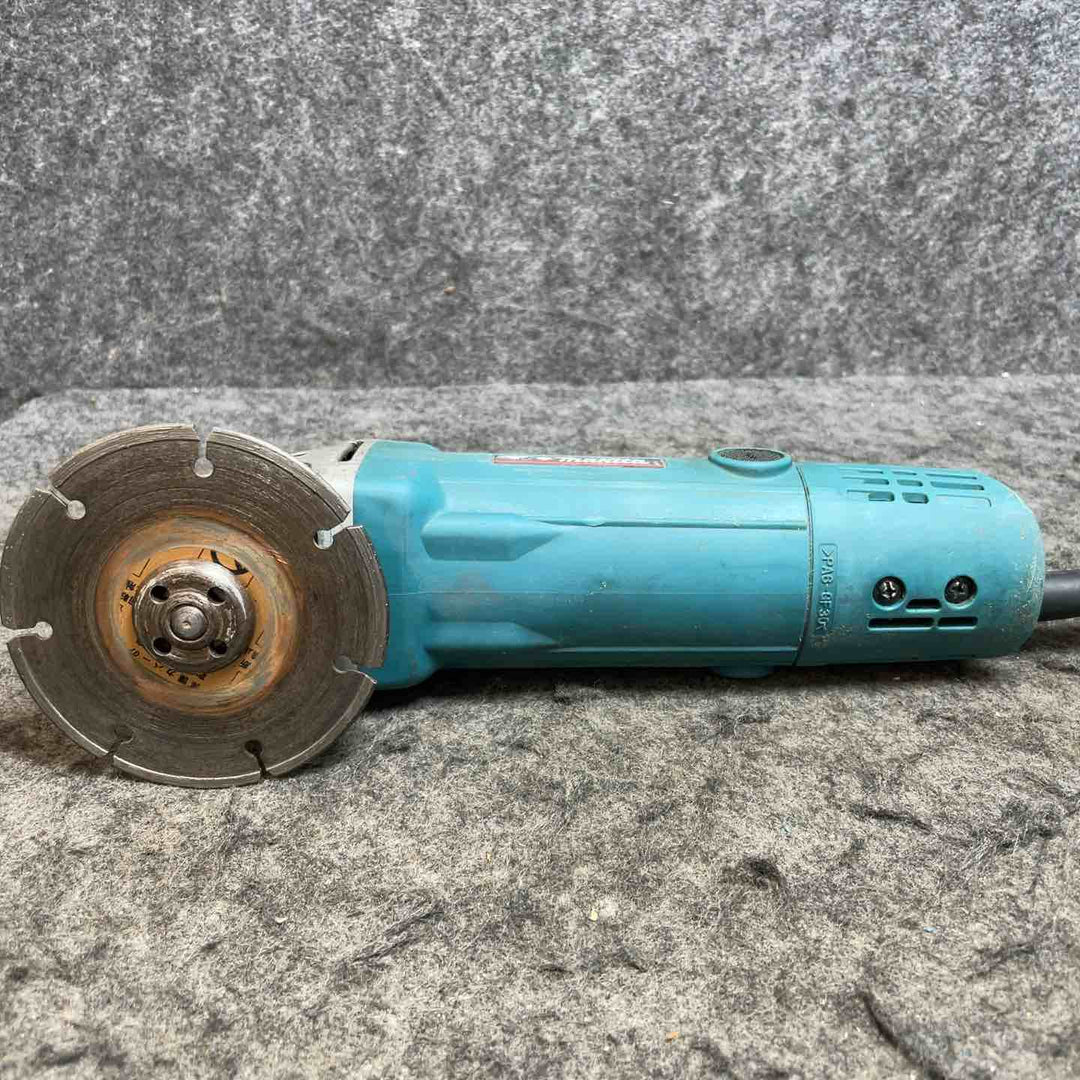 マキタ(makita) 100mmディスクグラインダ 9526B【桶川店】