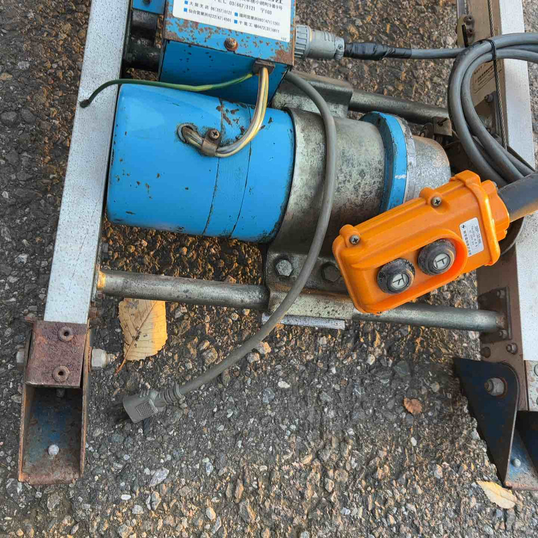 【店頭受取り限定】100V 荷揚げ機 最大60kg ライトリフター 日本産業機械 4m80cm 2連はしごセット【川口店】