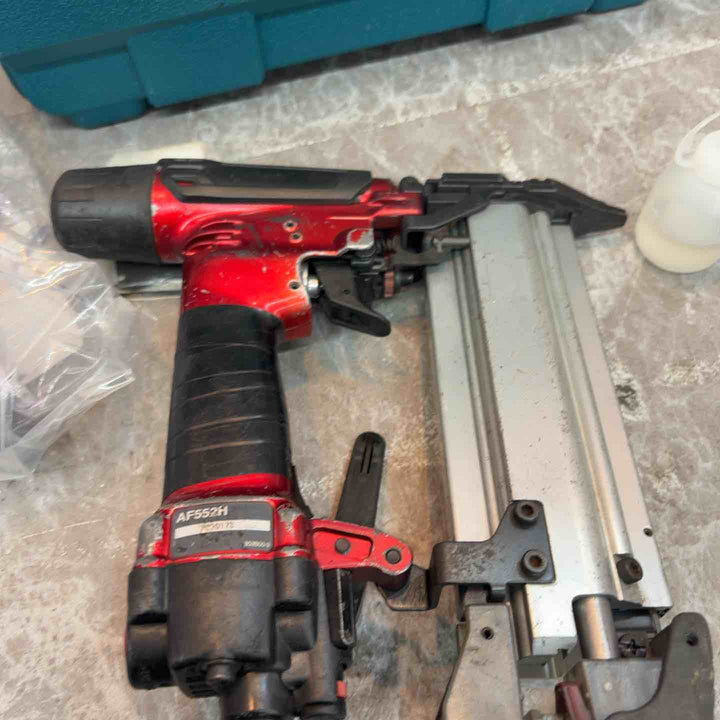 ★マキタ(makita) 高圧フィニッシュネイラ AF552H【八潮店】