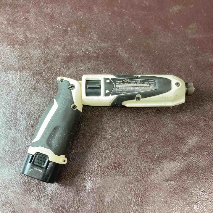 【中古品】マキタ(makita) コードレスペンインパクトドライバ TD021DSW【東大和店】