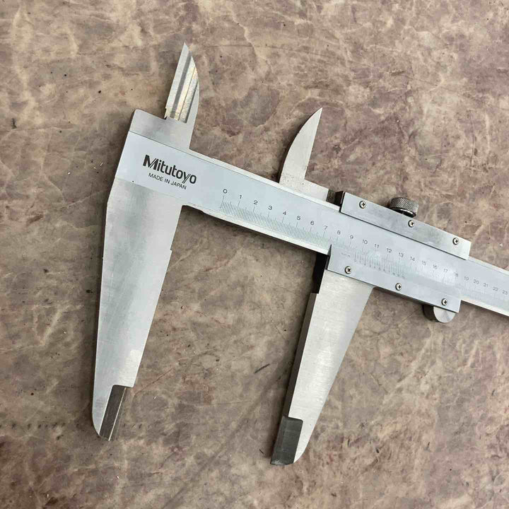 ◇ミツトヨ(Mitutoyo) M型標準ノギス 1000mm N100 530-502【所沢店】