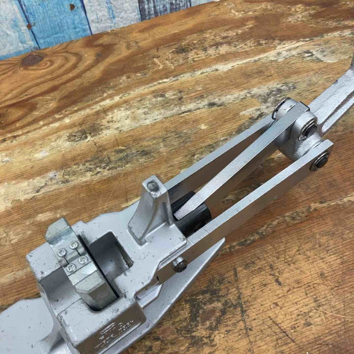 ◇KTC(ケーテーシー) フレキツバ出し工具 (3山成形専用) FV10【柏店】