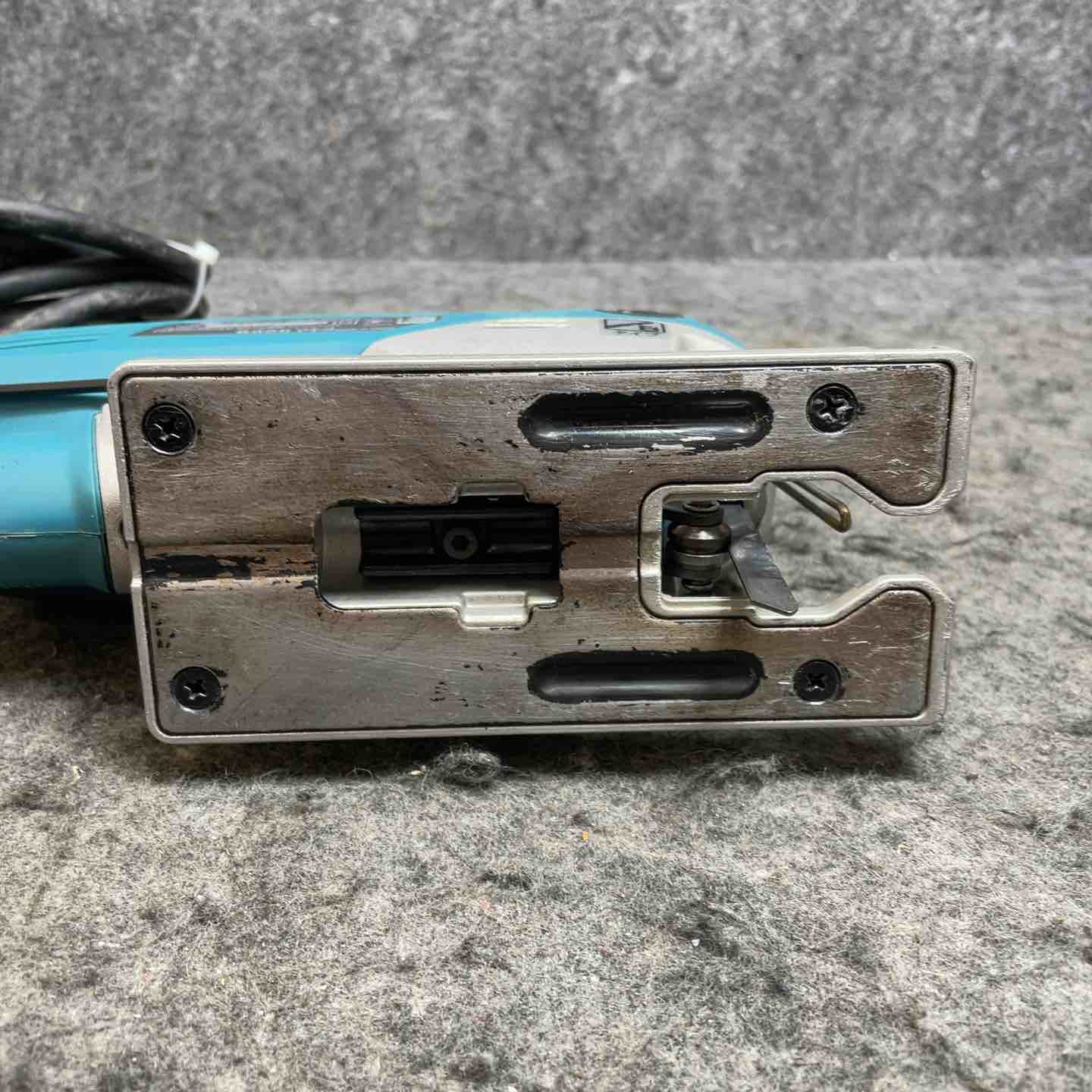 マキタ(makita) ジグソー JV0600K【桶川店】 マキタ(makita) ジグソー JV0600K【桶川店】 – アクトツールオンライン