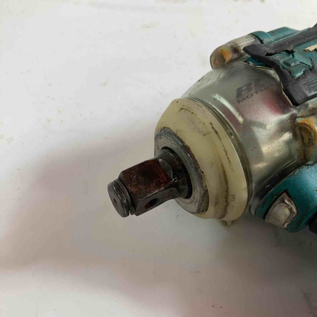 ★マキタ(makita) コードレスインパクトレンチ TW300DZ【川崎店】