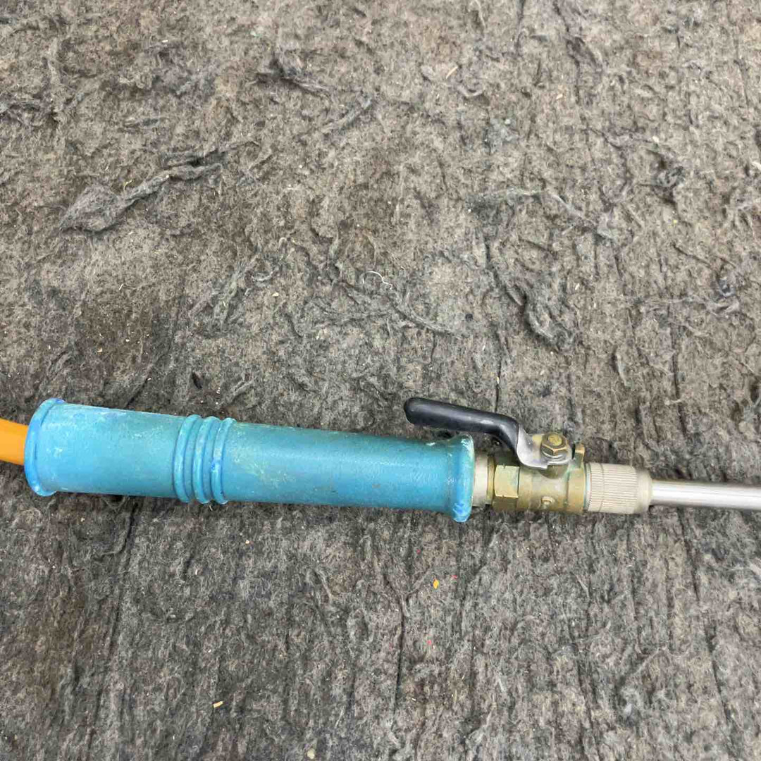 【現状品】◇みのる 桃太郎 手動式背負い式除草剤専用散布機 FT-181 噴霧器  調節噴口(2で固定し動かない)のみ付属。【鴻巣店】