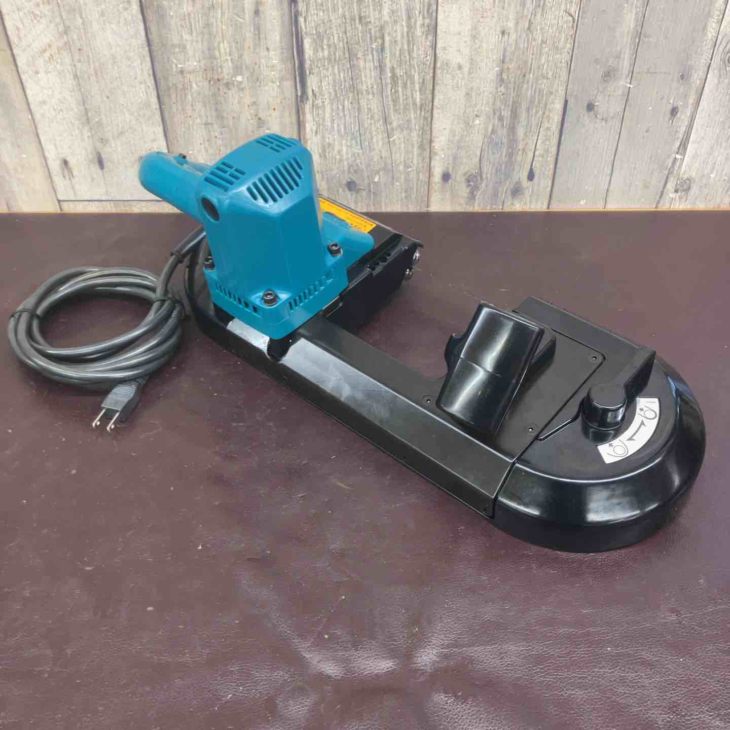 中古品】マキタ(makita) バンドソー 2106【東大和店】 – アクトツール